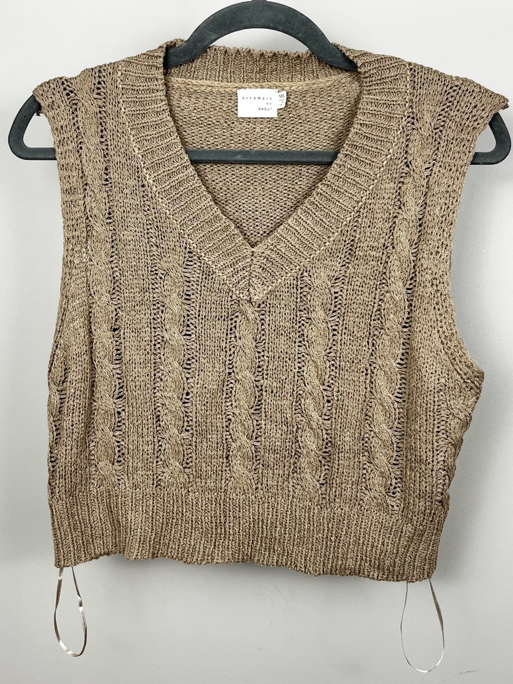 Dreamers by Debut Cable Knit Sweater Vest